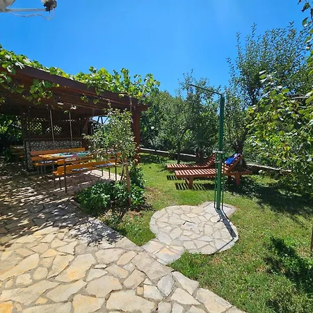 In Mit Grill- Garten Und Terrasse By Interhome Apartament